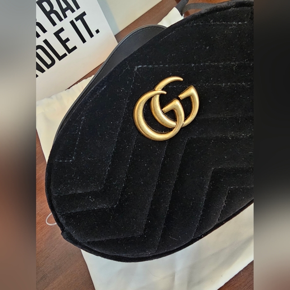 Gucci GG Marmont Velvet Belt Bag - Picture 3 of 16